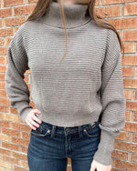 Load image into Gallery viewer, RD Style Noelle Turtleneck - Shitake
