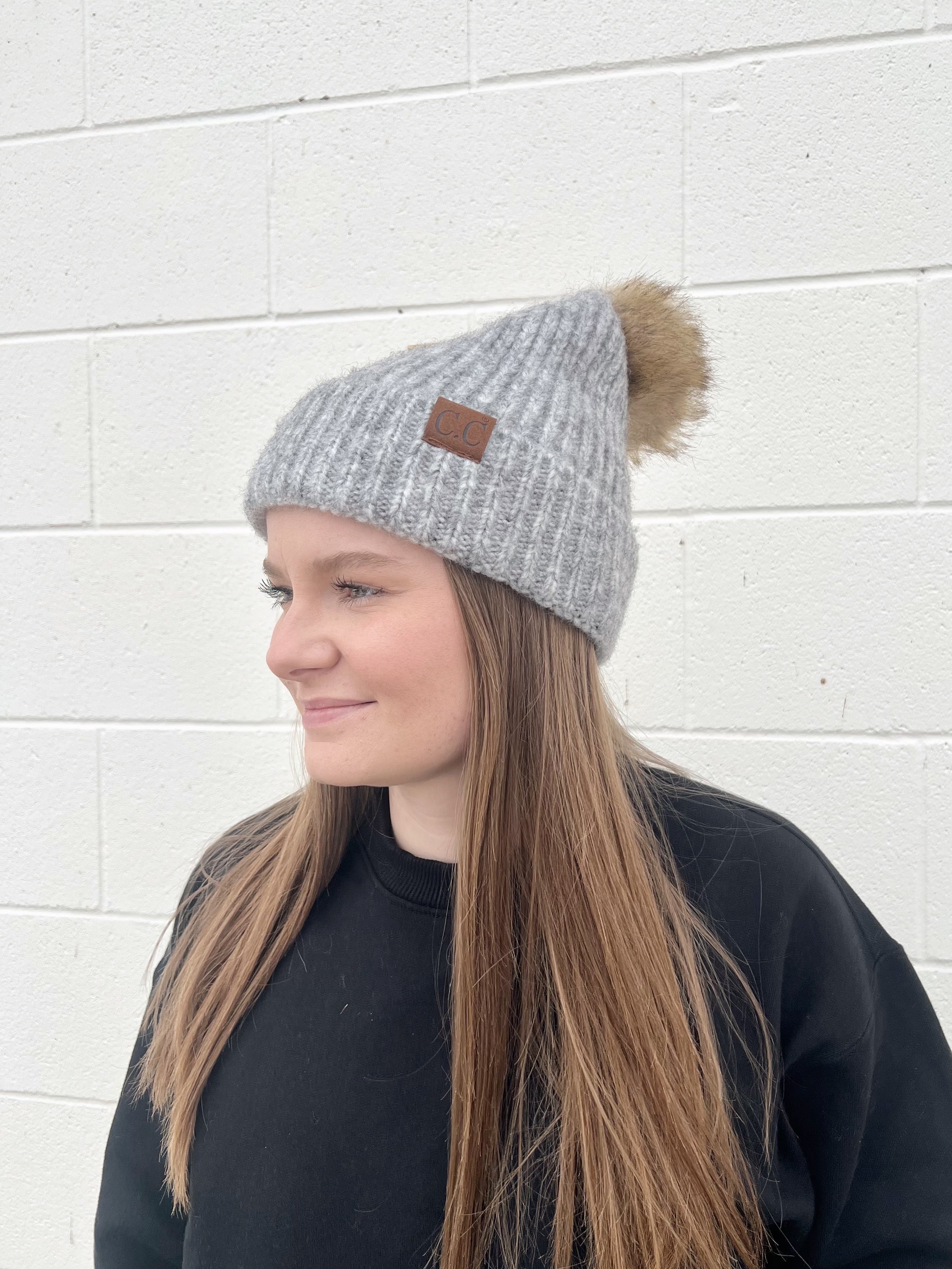 CC Beanie Ribbed Fur Pom Beanie - Grey Multi