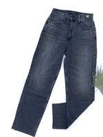 Load image into Gallery viewer, Silver Jeans Highly Desirable Straight - Black
